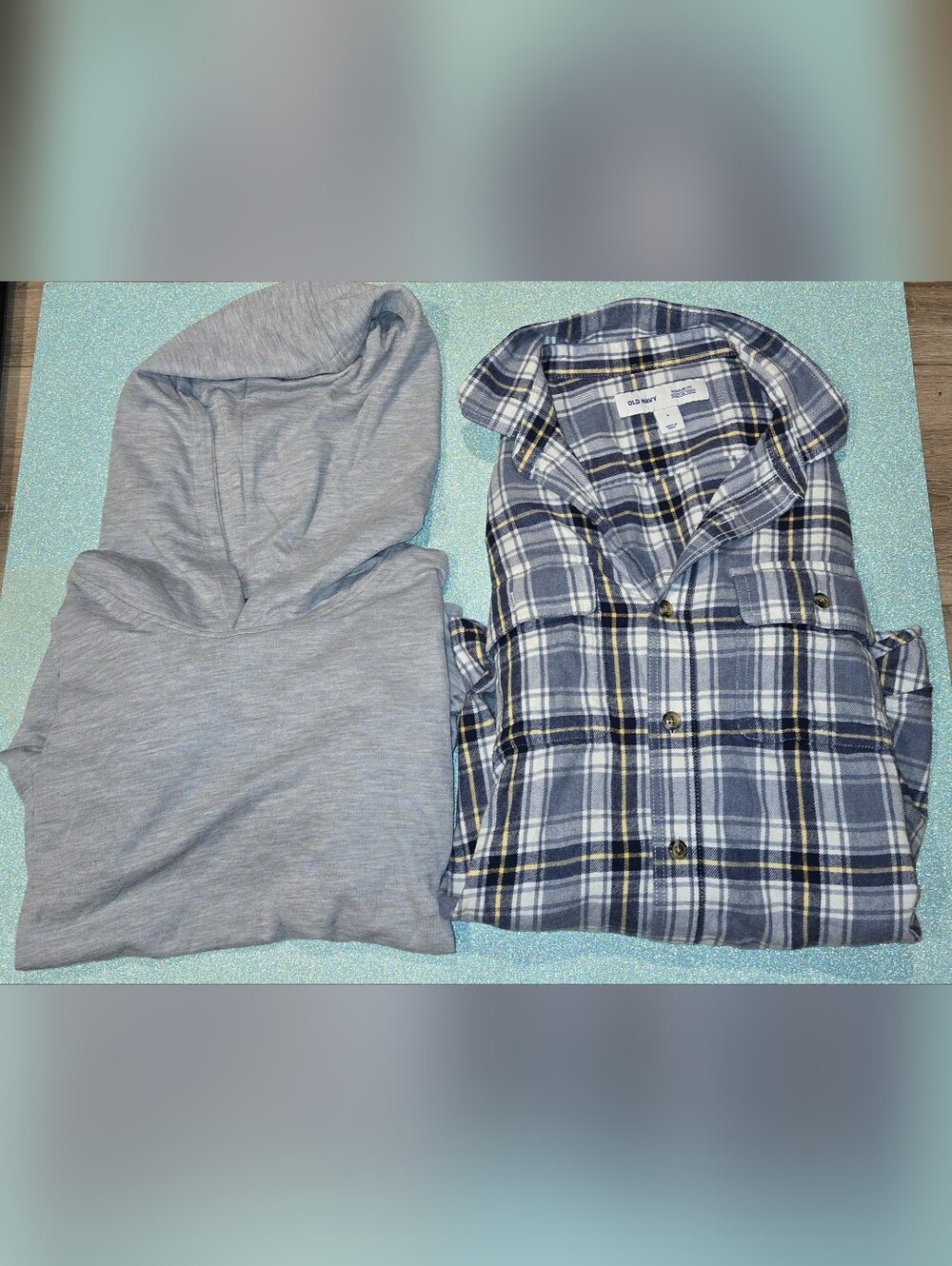 Preowned Good/Like New Mens LS Shirts Bundle Size-Small